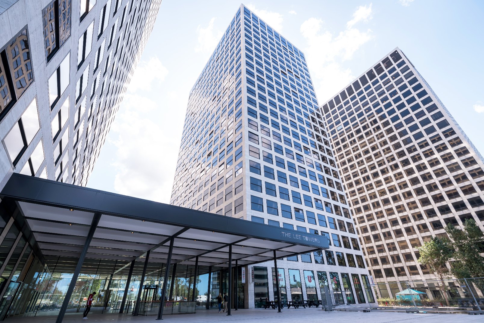 Woontoren Lee Towers in Rotterdam, een vastgoedproject dat IKEHU van energie voorziet
